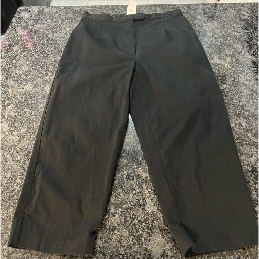 Vintage Studio Capris Peddle Pushers. Size 6. Stretchy. Black.